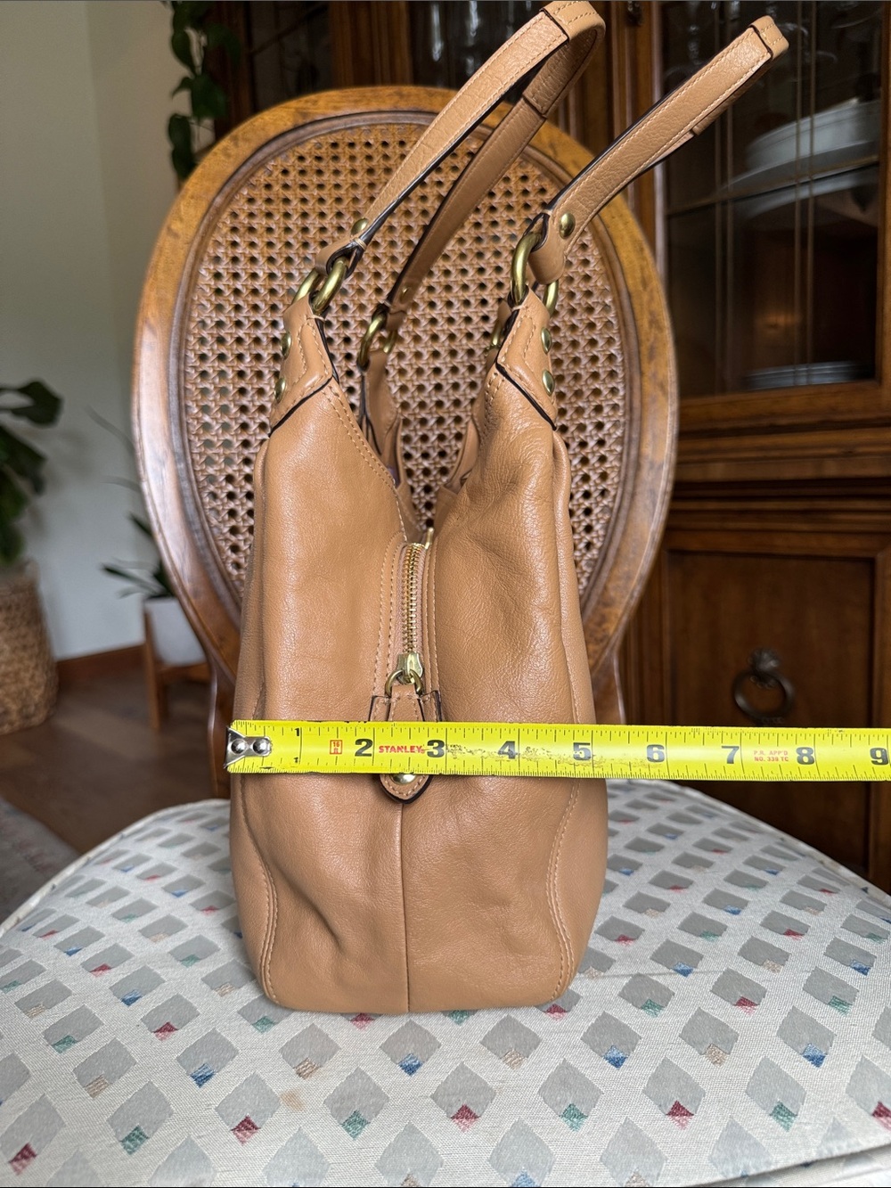 Coach Light Camel Leather Shoulder Hobo Bag with Gold Hardware - Picture 6 of 15